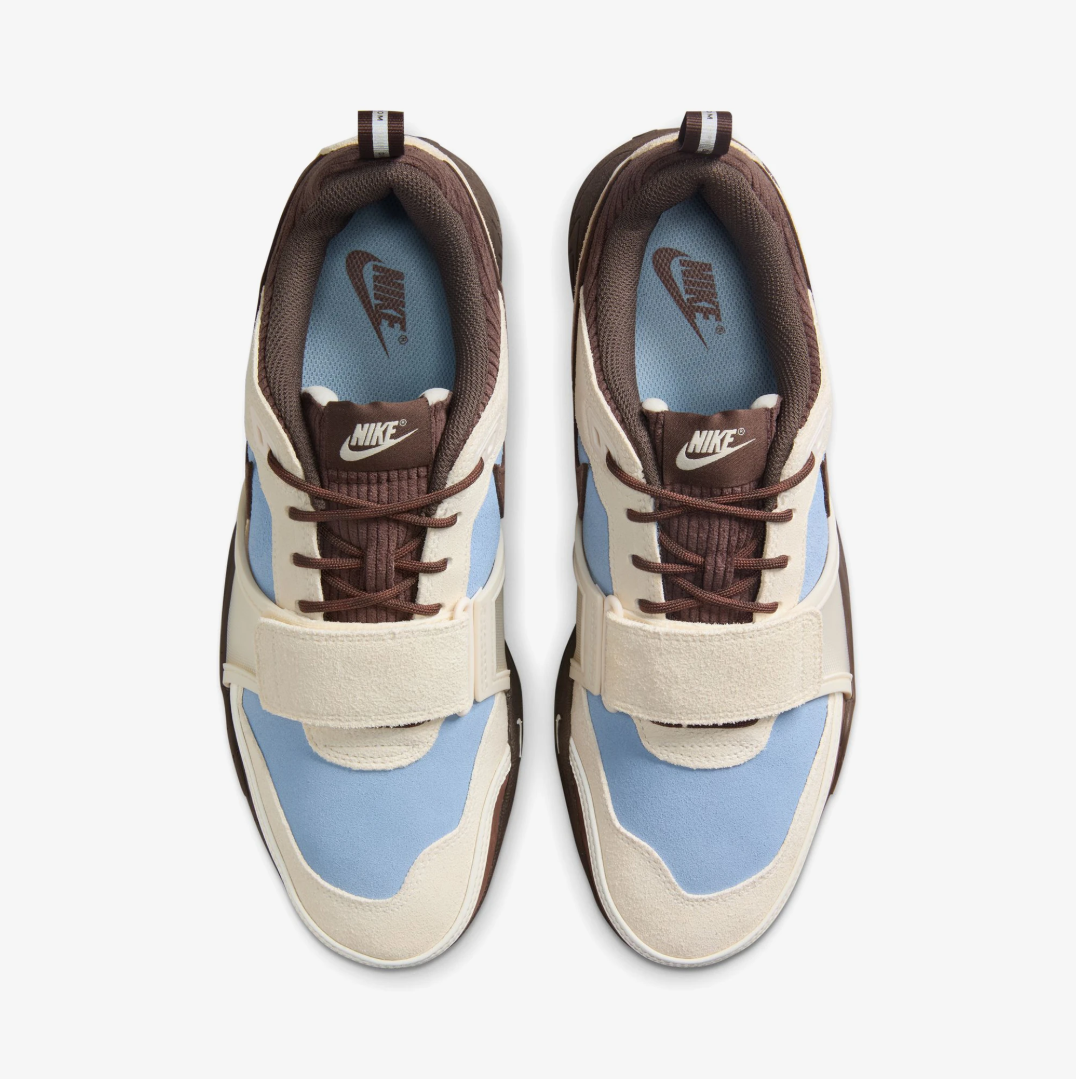 Nike Zoom Field Jaxx x Travis Scott 'Leche Blue'