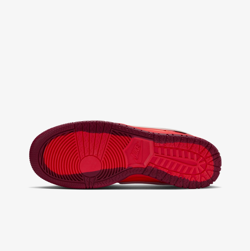 Nike Dunk Low GORE-TEX 'Crimson'