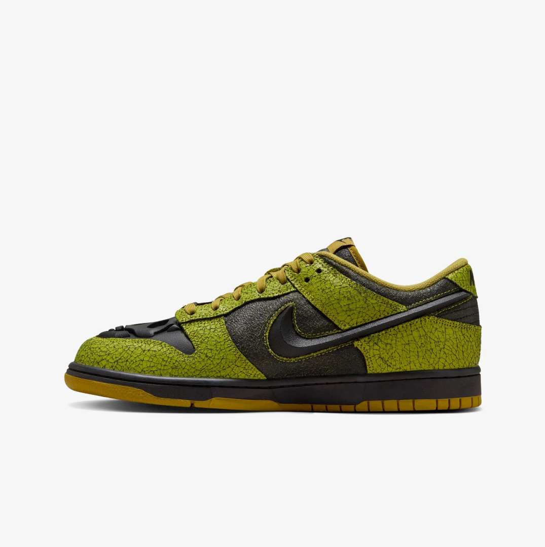 Nike Dunk Low Retro 'Halloween Skull'