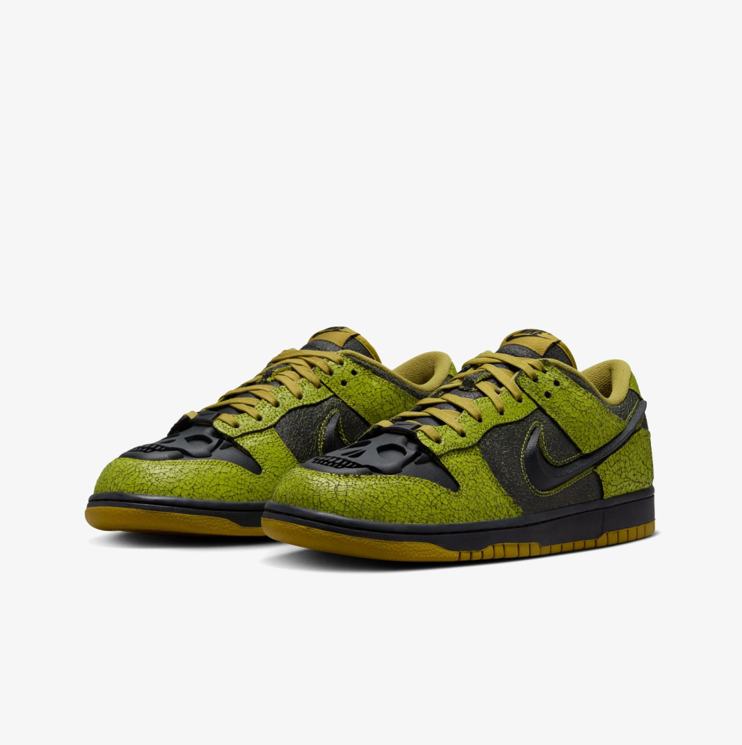 Nike Dunk Low Retro 'Halloween Skull'