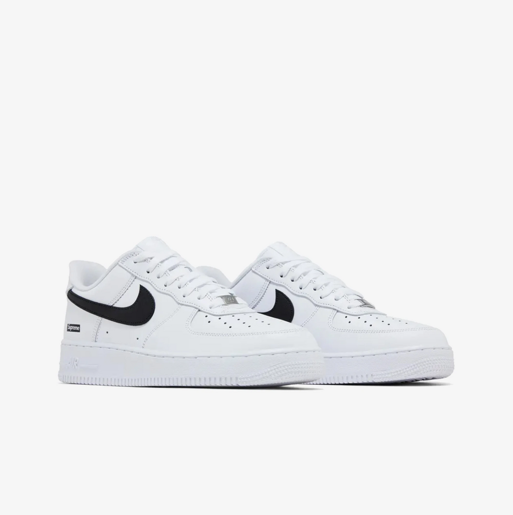 Nike x Supreme Air Force 1 Low 'White Black'